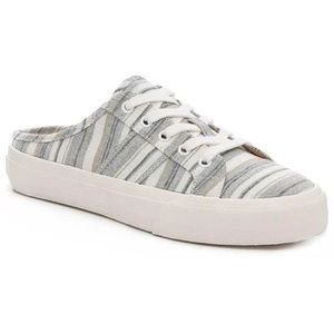 CROWN VINTAGE FLORAINE SLIP-ON SNEAKER - WOMEN'S